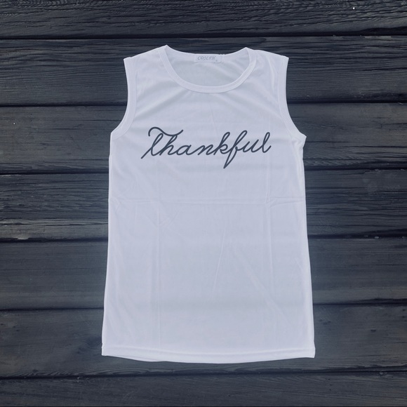 ♡ Thankful Graphics Tee Top - Picture 7 of 8